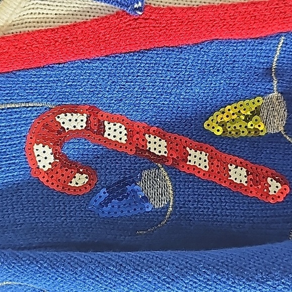 JOLLY,Christmas sweater.  Mens medium.‎ Bow tie. Snowman and more. - Picture 6 of 7